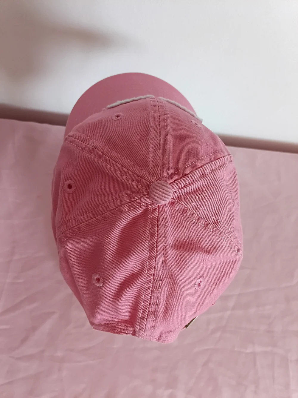 Busch Gardens Pink Retro Tourist Strap back Baseball Cap Hat